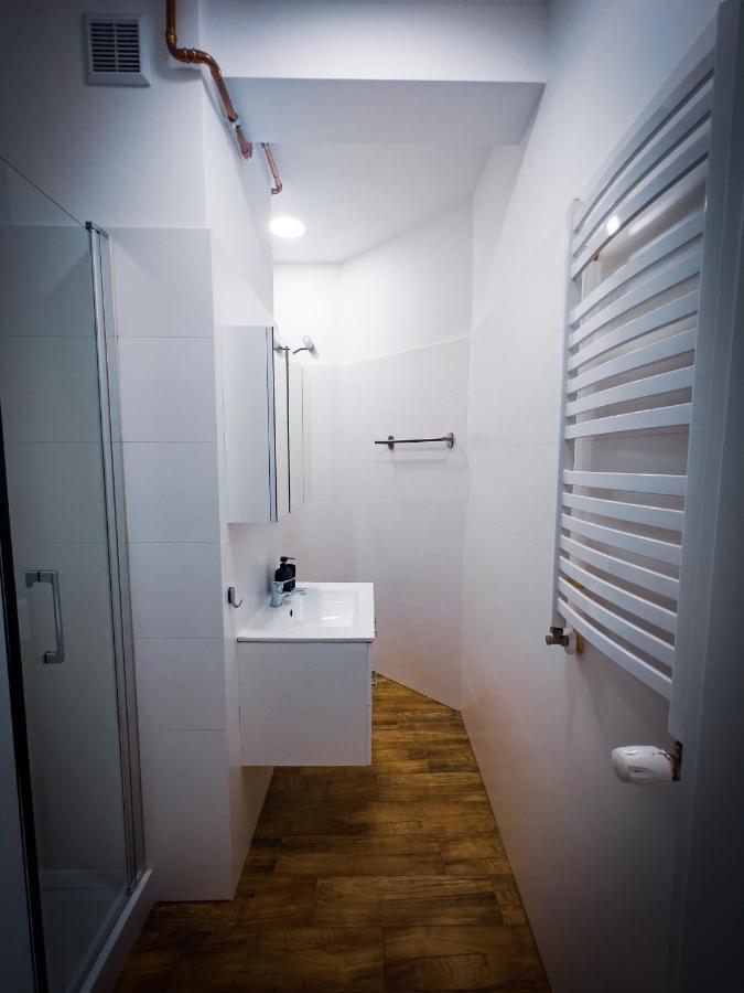 Nalu Black&White Apartment No 8 Kattowitz Exterior foto